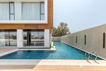 6 bedroom apartment for sale in Signature Villas Frond I | Ultra Luxurious Villa with Private Beach Access 6 bedroom apartment for sale in Signature Villas Frond I. Ultra Luxurious Villa with Private Beach Access