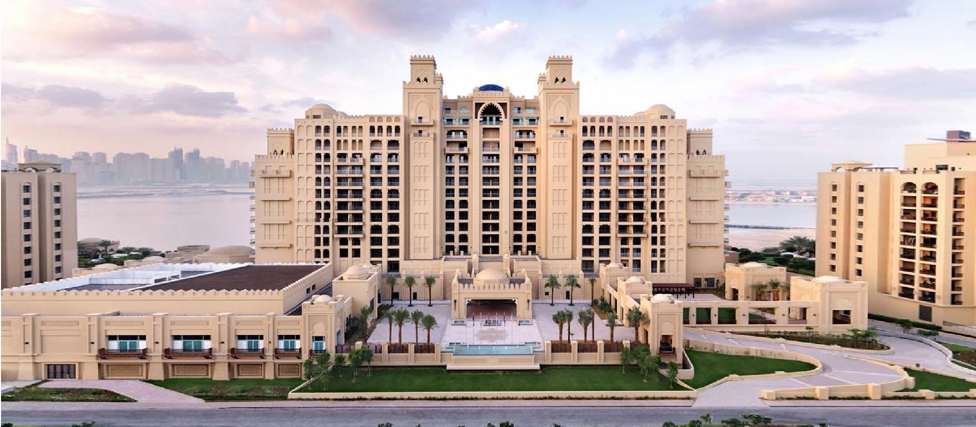 Fairmont Palm Residences